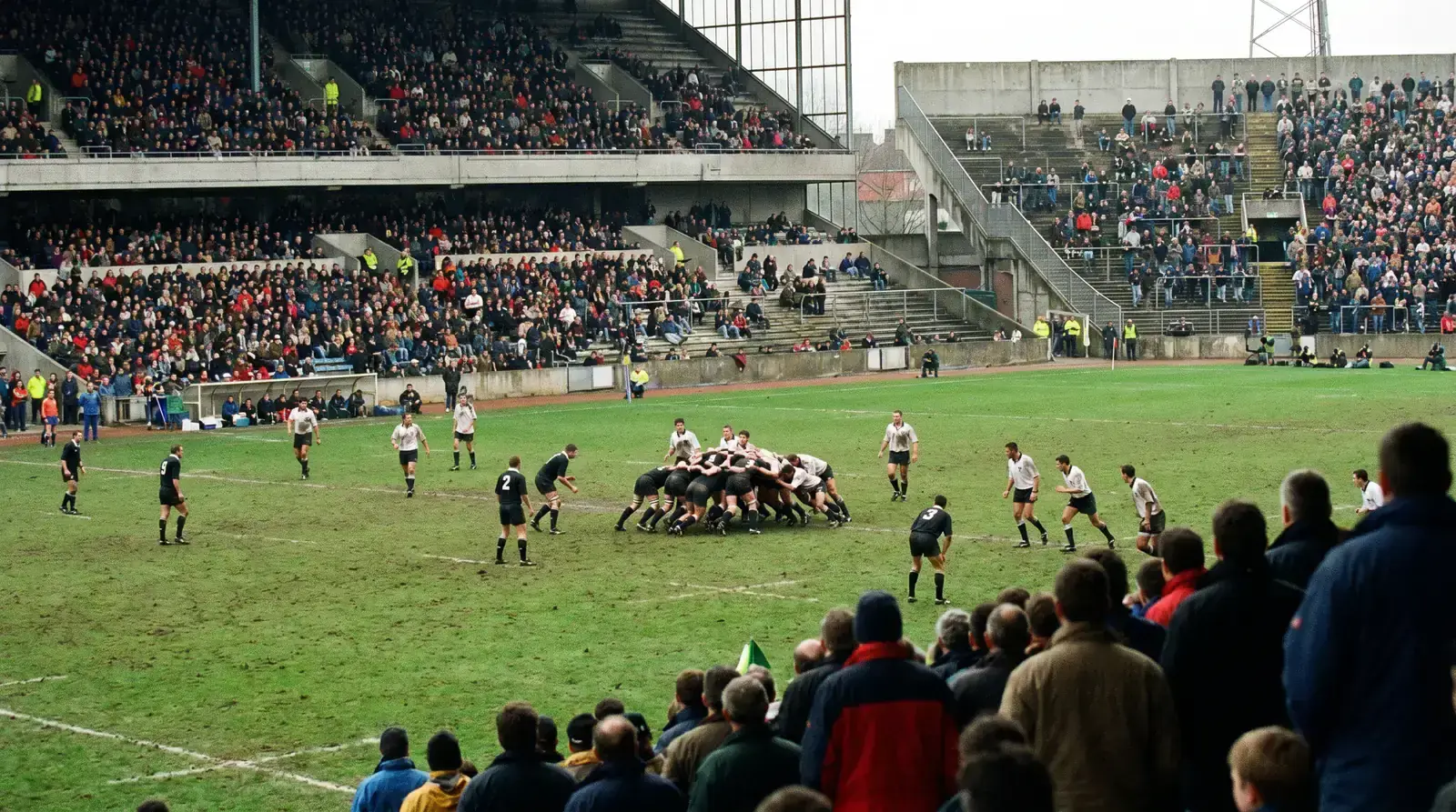 Wide pitch overview during a competitive rugby fixture